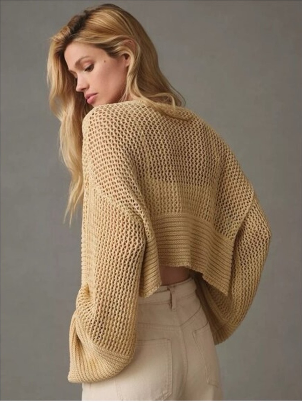 Knit Cropped Cardigan in Beige